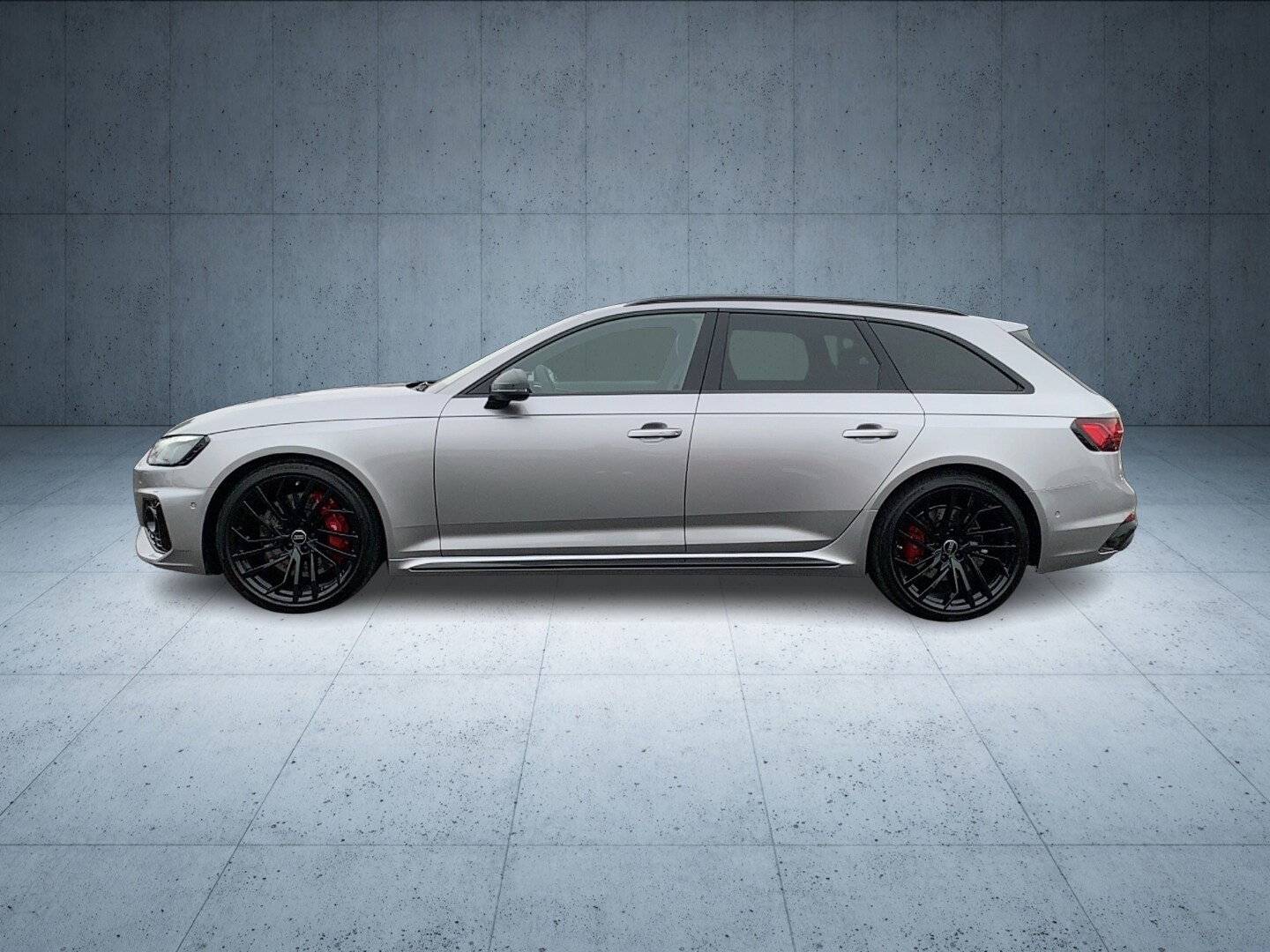 Image about Audi RS 4 Avant TFSI quattro tiptronic