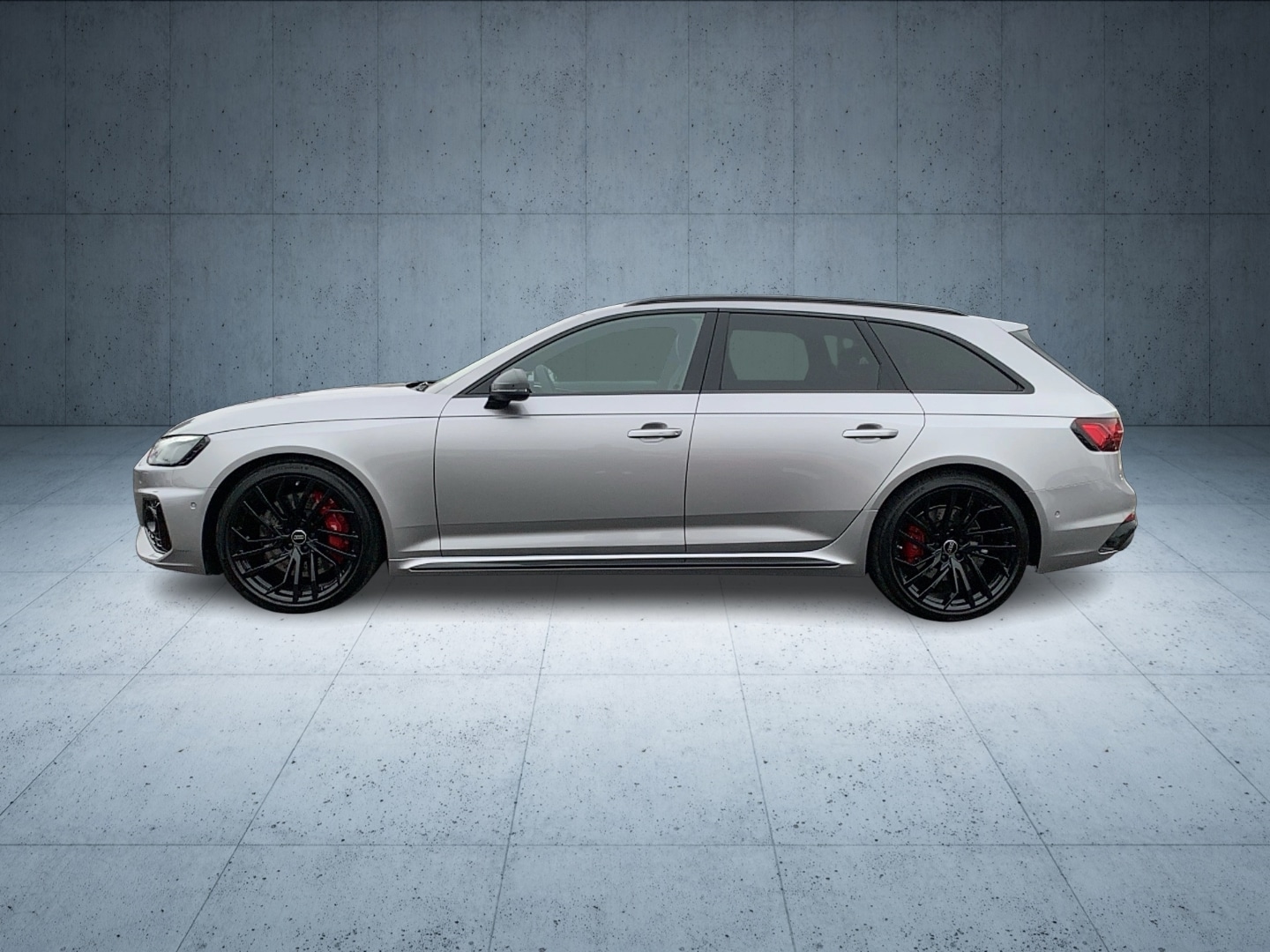 Image about Audi RS 4 Avant TFSI quattro tiptronic
