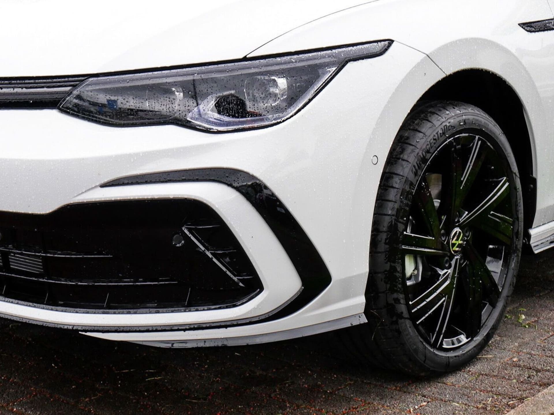 Volkswagen Golf Variant R-Line
