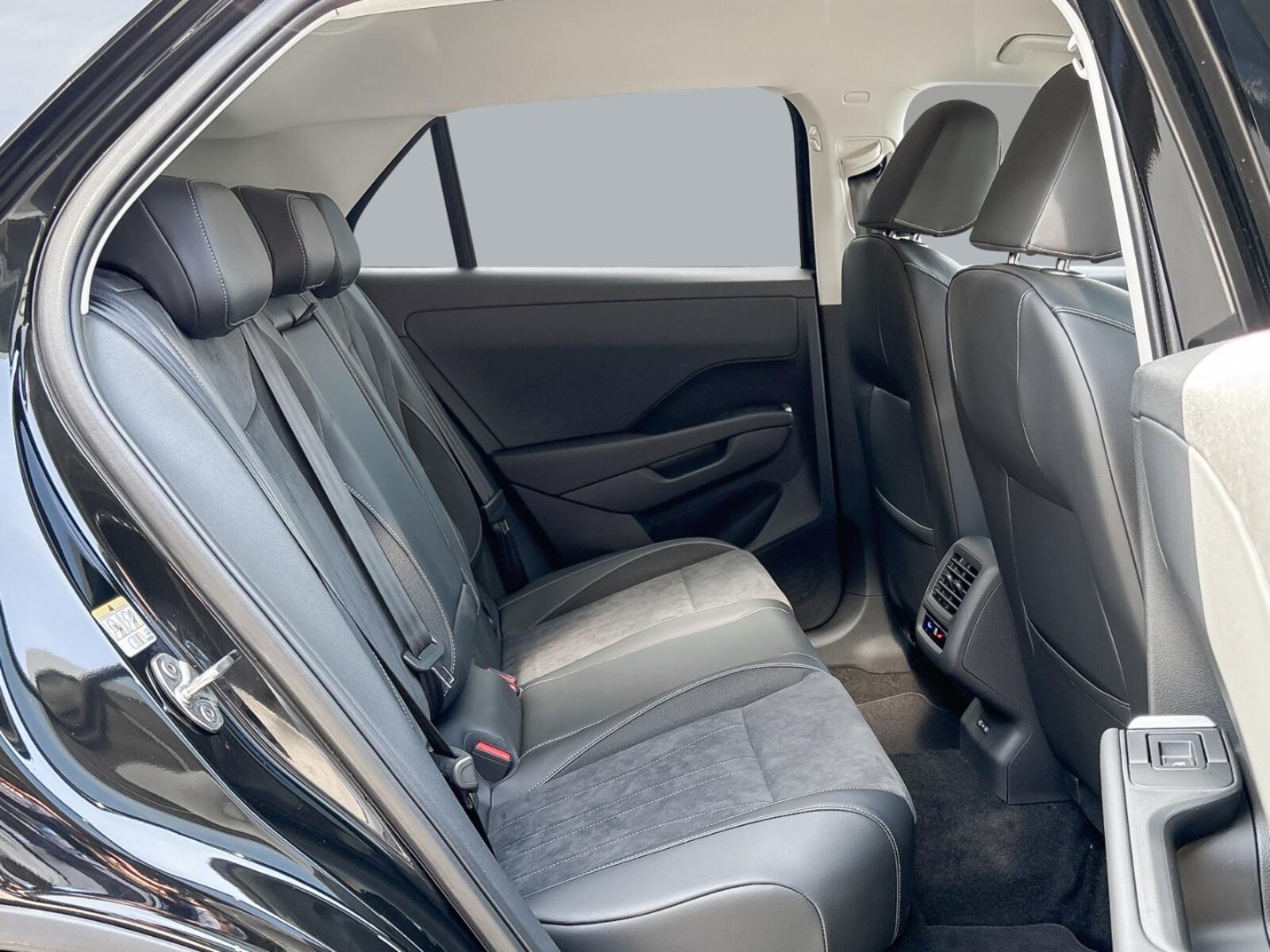Volkswagen T-Roc – Bild 12