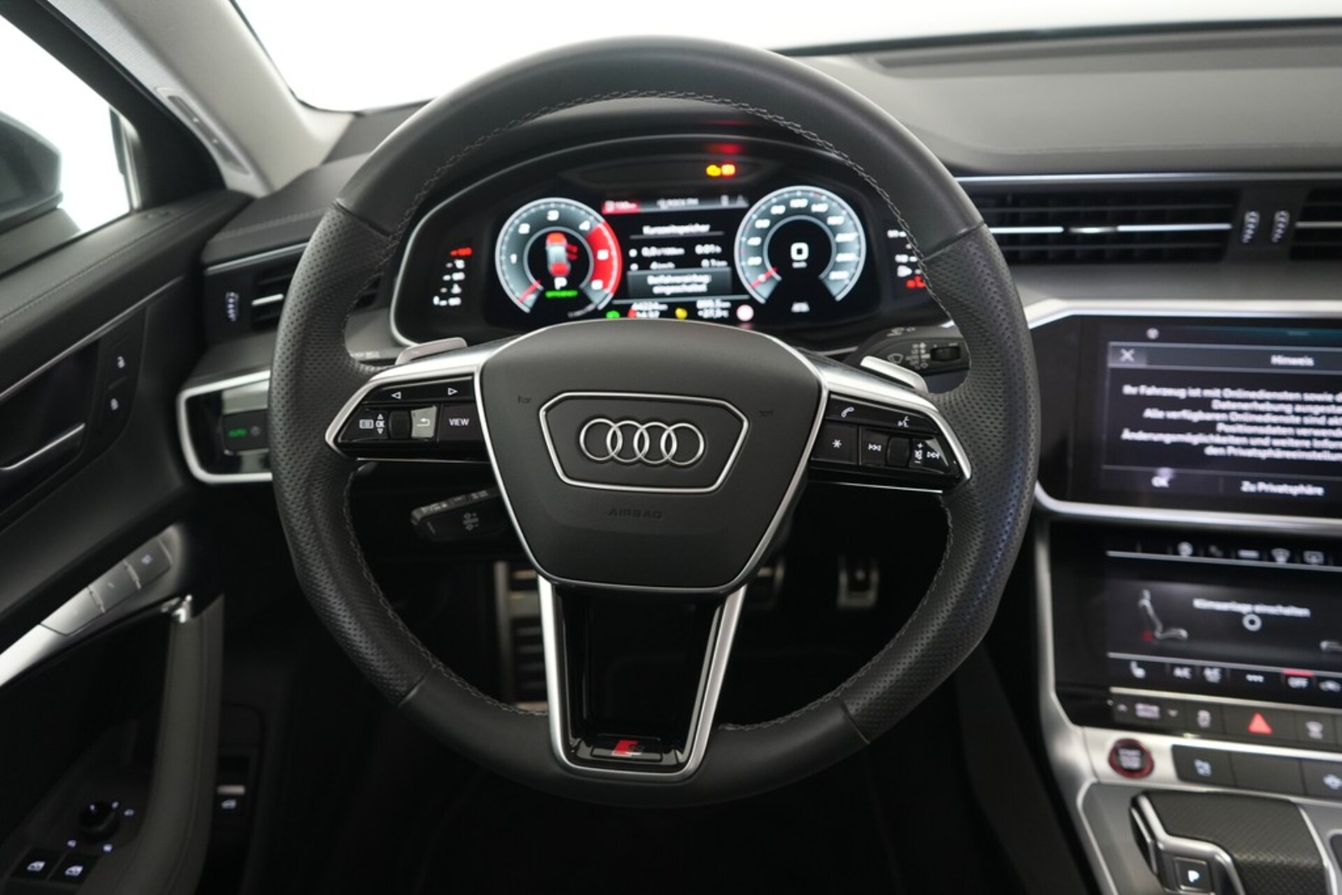 Audi S6 Avant