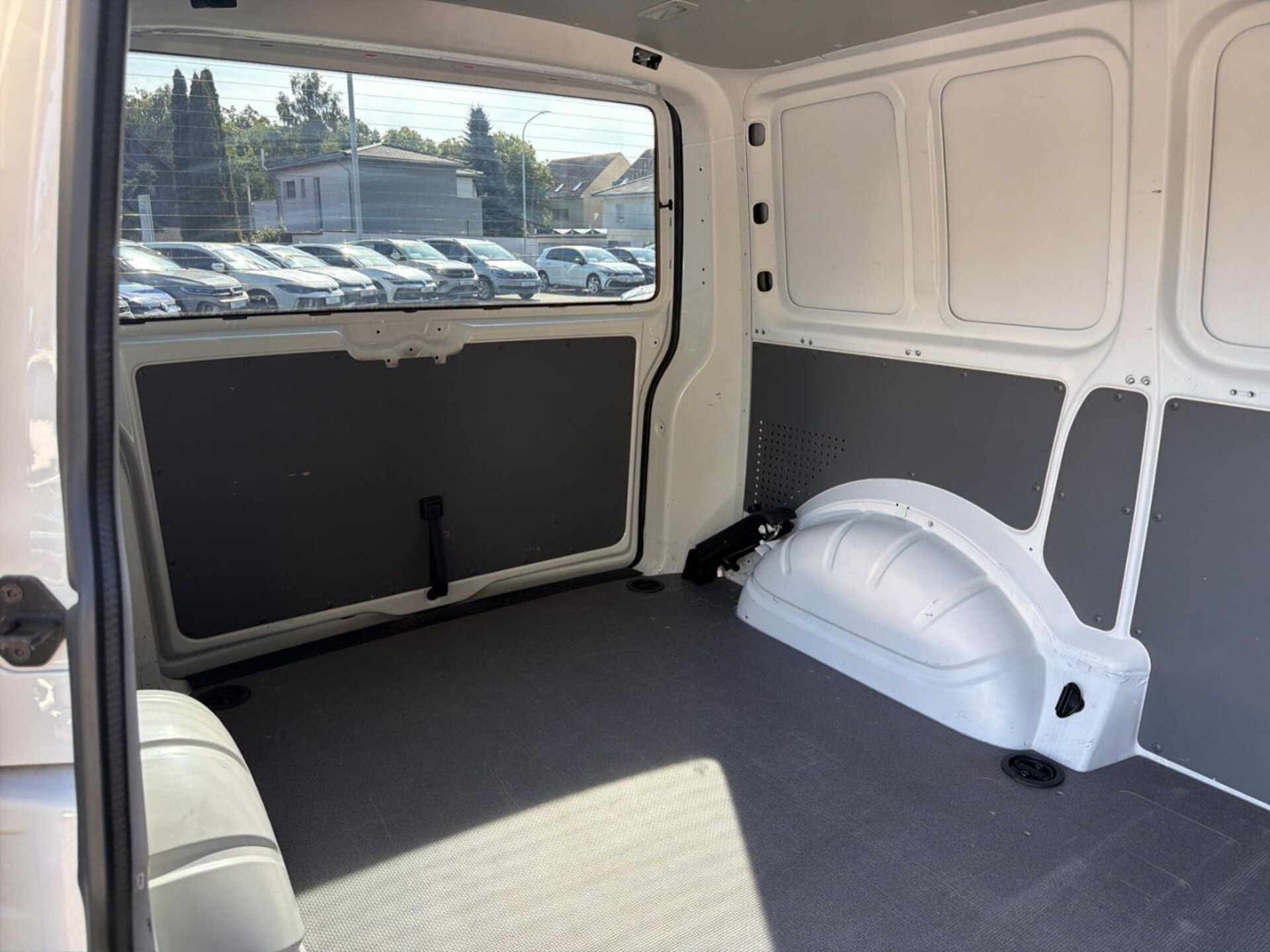 Volkswagen T6.1 Transporter Kasten kurzer Radstand
