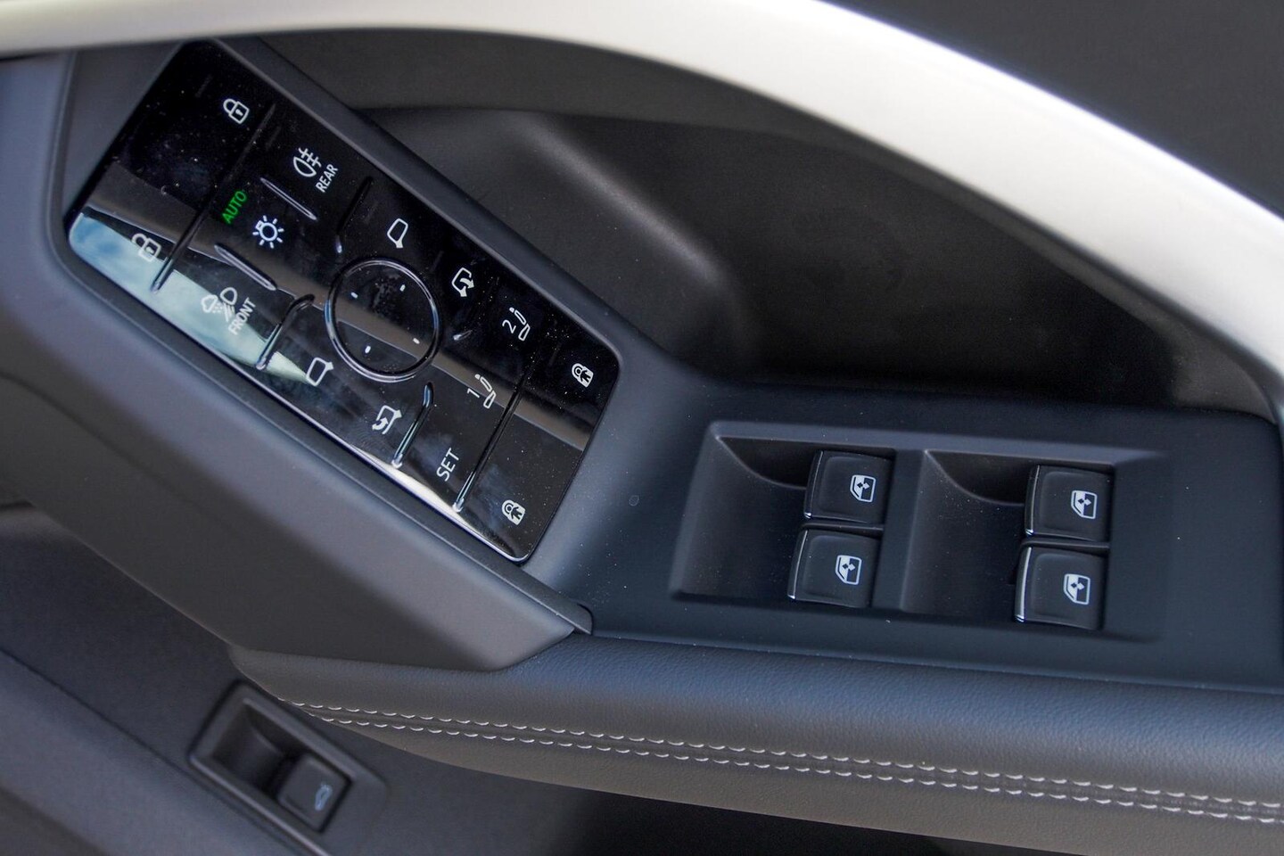 Image about Audi Q5 SUV TDI quattro 150 kW sport