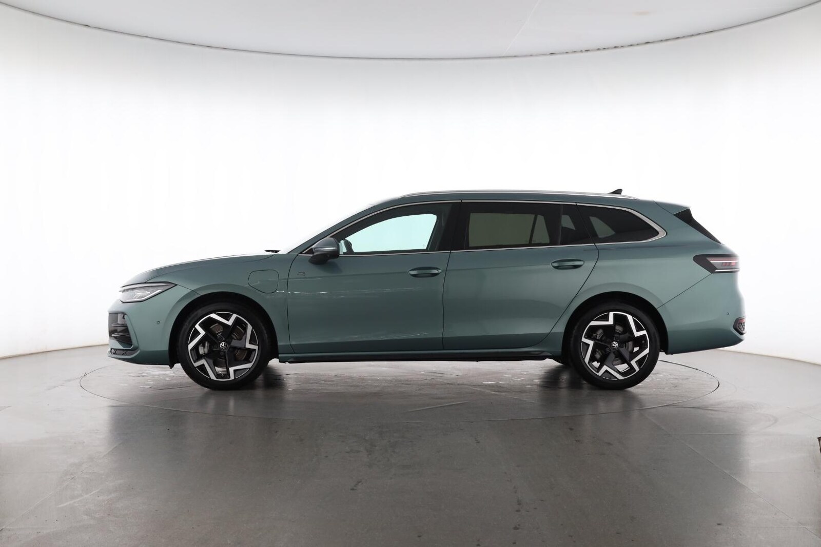 Volkswagen Passat – Bild 3