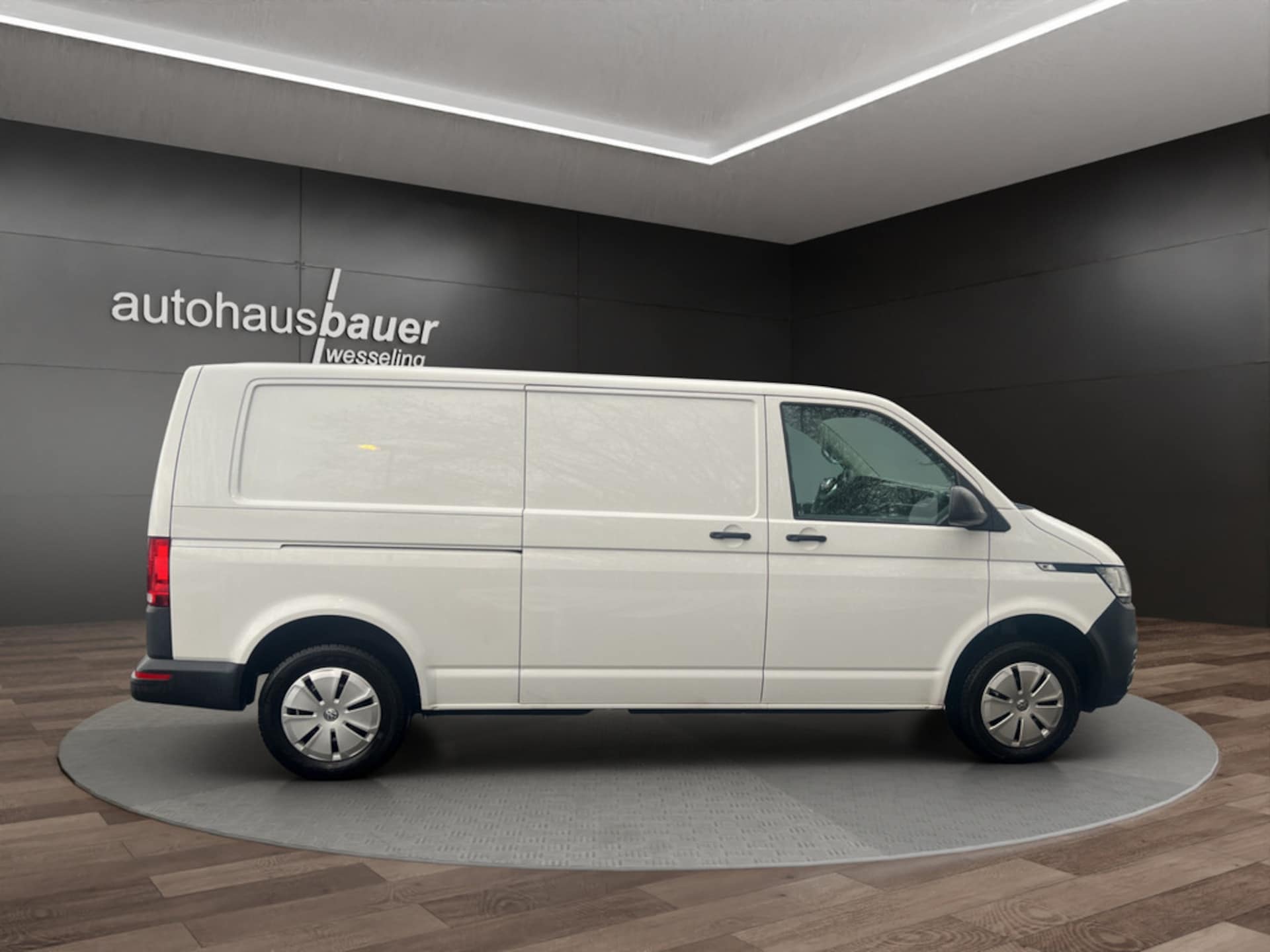 Volkswagen T6.1 Transporter Kasten langer Radstand