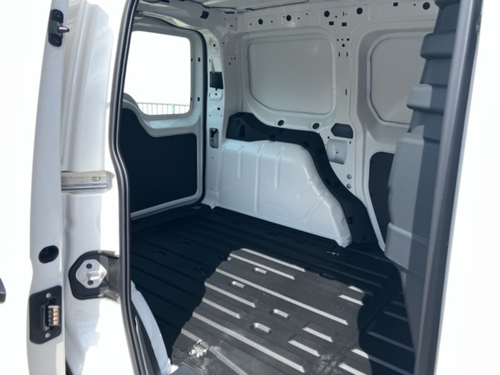 Volkswagen Caddy Cargo – Bild 11
