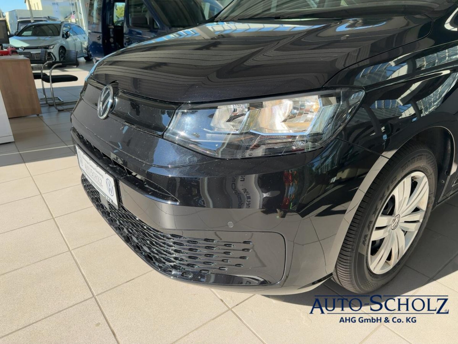 Volkswagen Caddy Maxi Basis-Modell