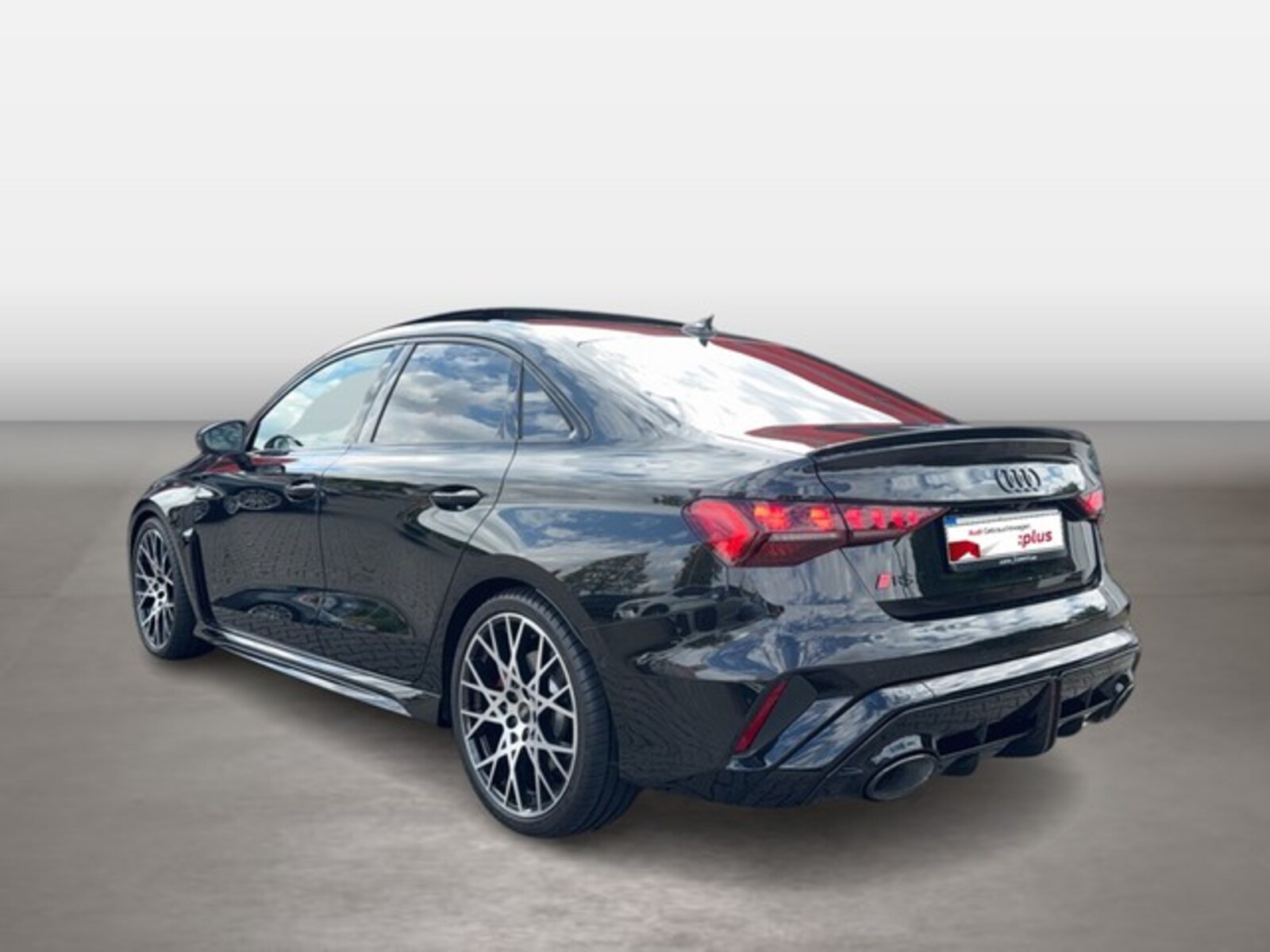 Audi RS 3 Limousine – Bild 3