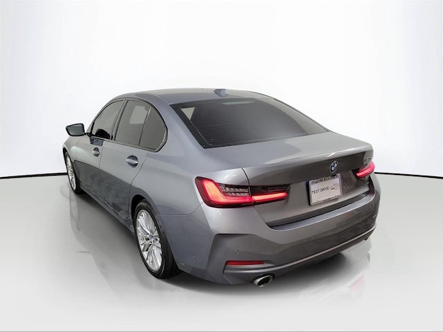 2023 BMW 330i