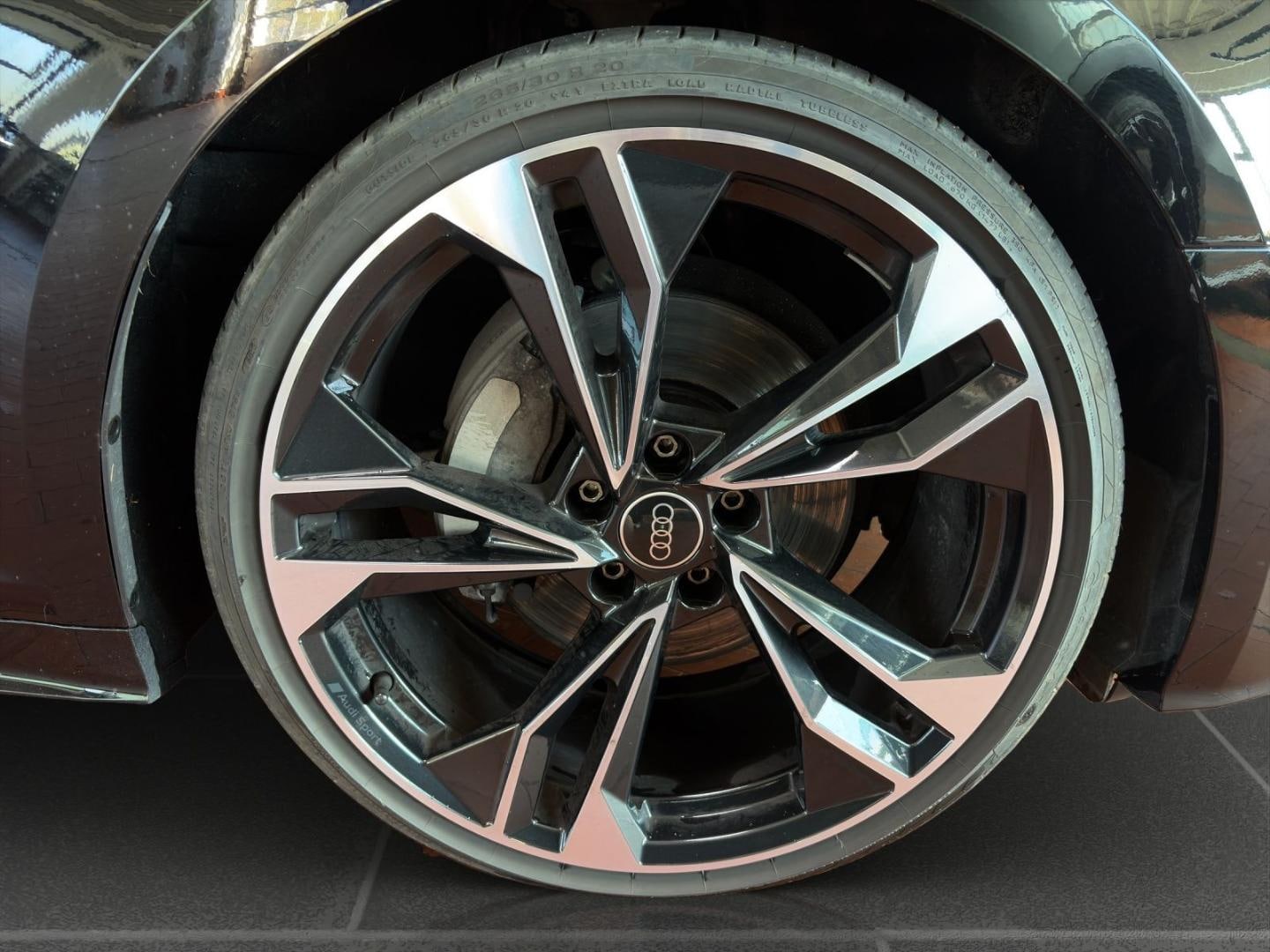 Bild über Audi A5 Sportback S line business 40 TFSI quattro S tronic - für weitere Informationen kontaktieren Sie den Audi Partner