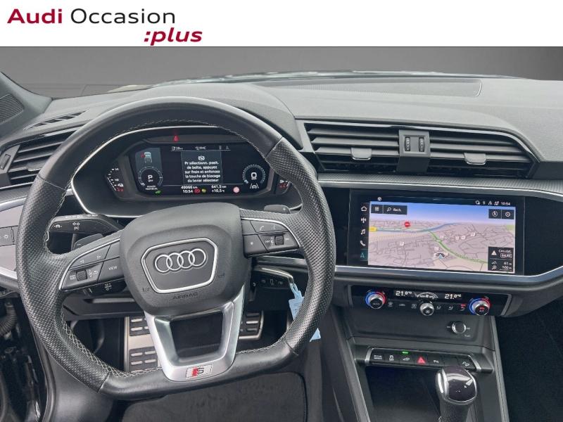 Image about Audi Q3 Sportback TFSI e S line 45 TFSI e 180 kW (245 ch) S tronic