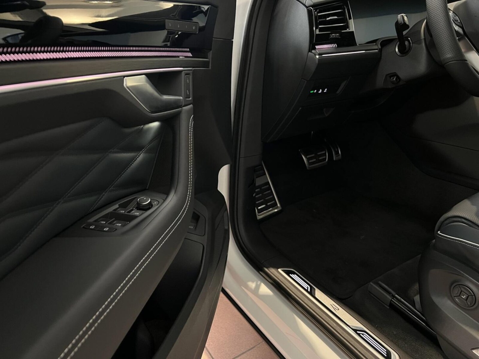 Volkswagen Touareg – Bild 9