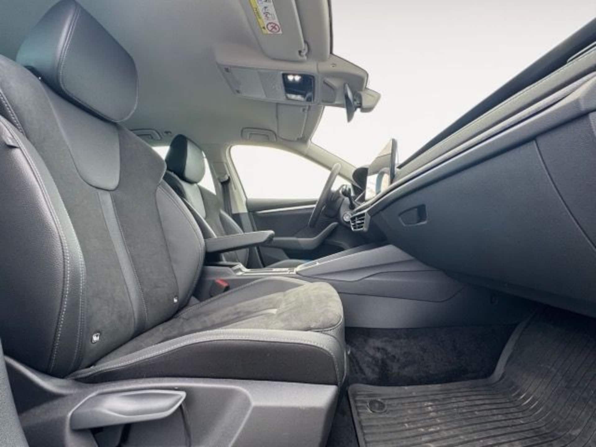 Skoda Octavia Combi Selection