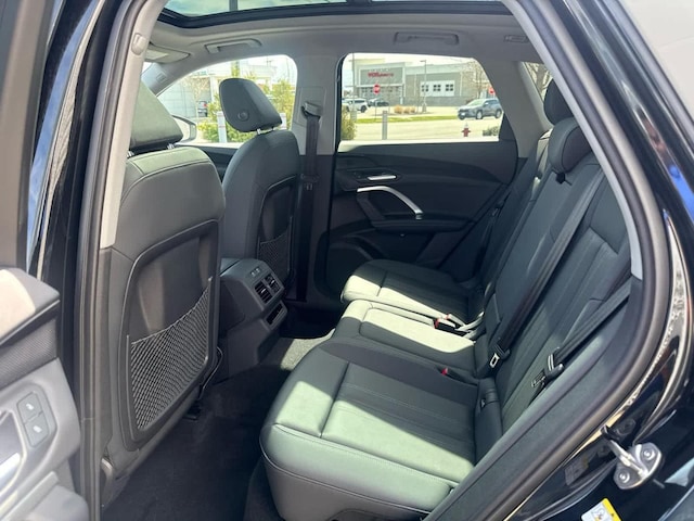 2025 Audi Q5 Premium - Photo 16