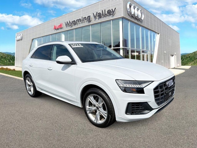 Photo of 2023 Audi Q8 