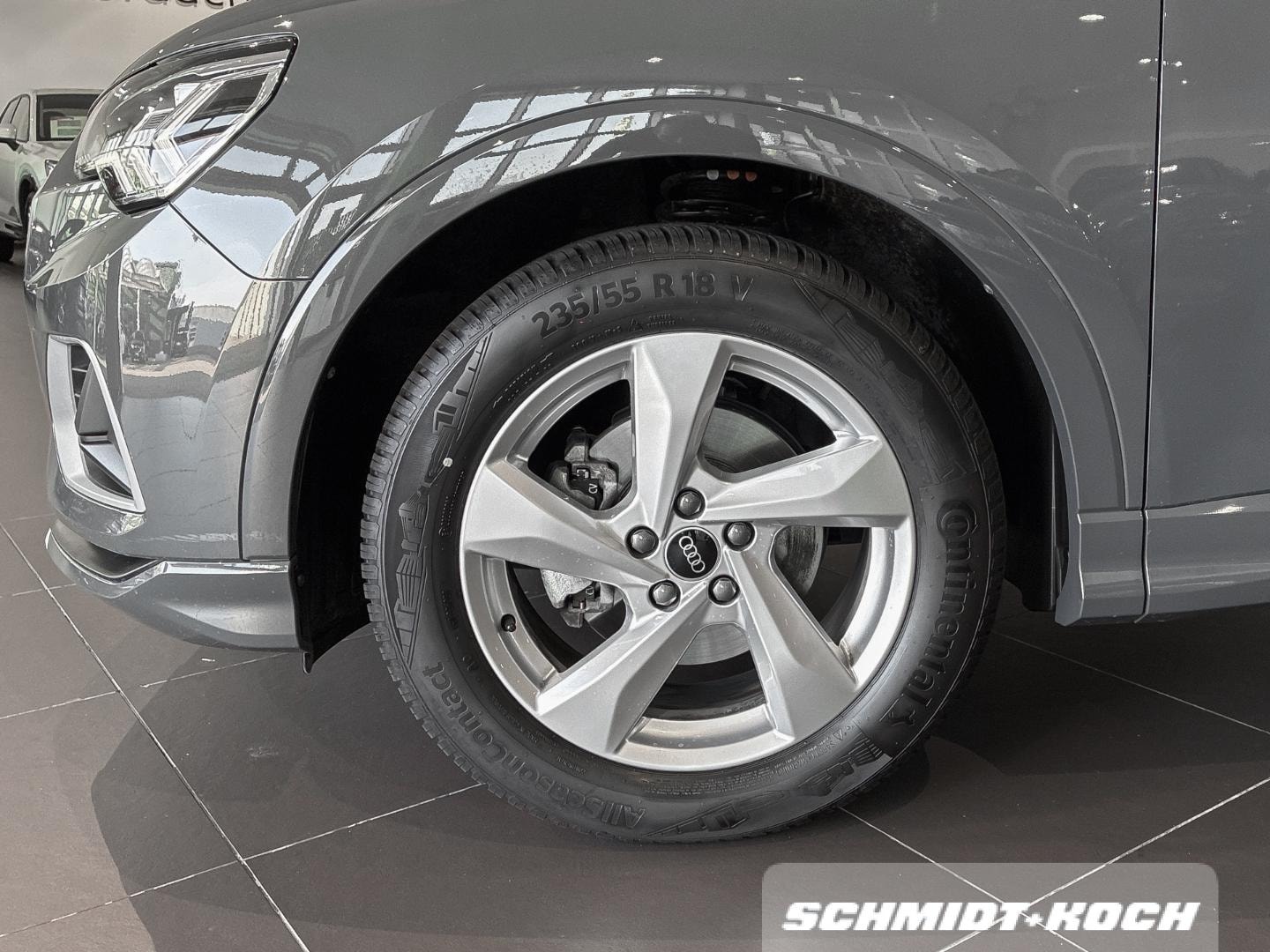 Bild über Audi Q3 TFSI 110 kW S tronic - für weitere Informationen kontaktieren Sie den Audi Partner