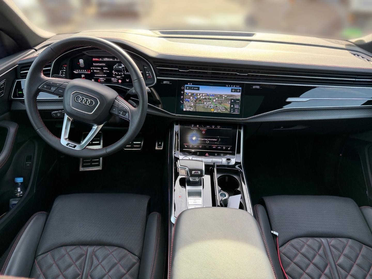 Bild über Audi SQ8 SUV TFSI quattro tiptronic - für weitere Informationen kontaktieren Sie den Audi Partner