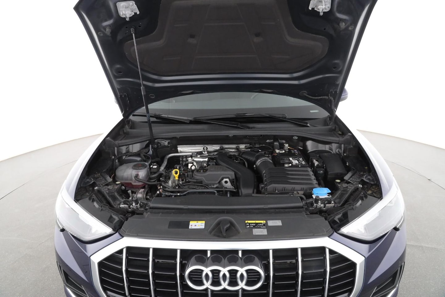 Bild über Audi Q3 advanced 35 TFSI S tronic - für weitere Informationen kontaktieren Sie den Audi Partner
