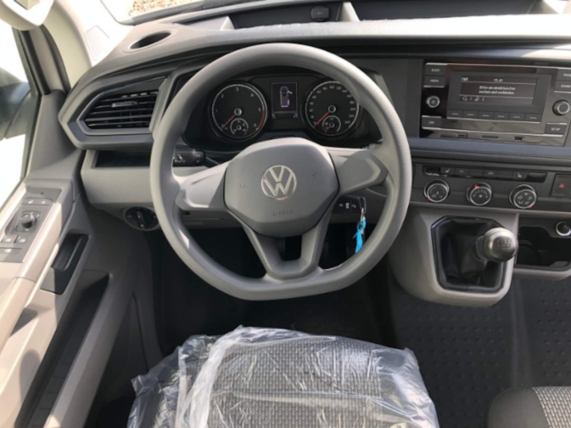 Volkswagen T6.1 Transporter Kasten langer Radstand