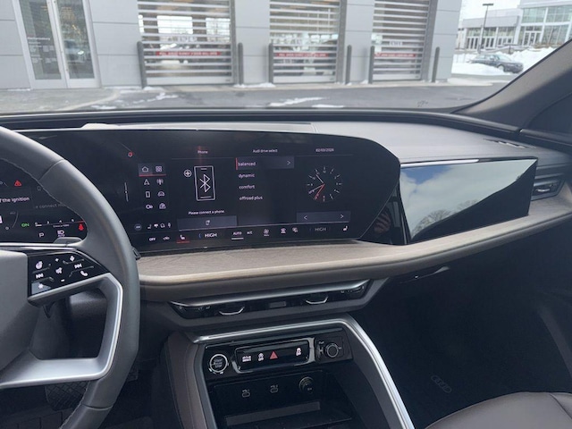 2025 Audi Q5 Premium - Photo 25