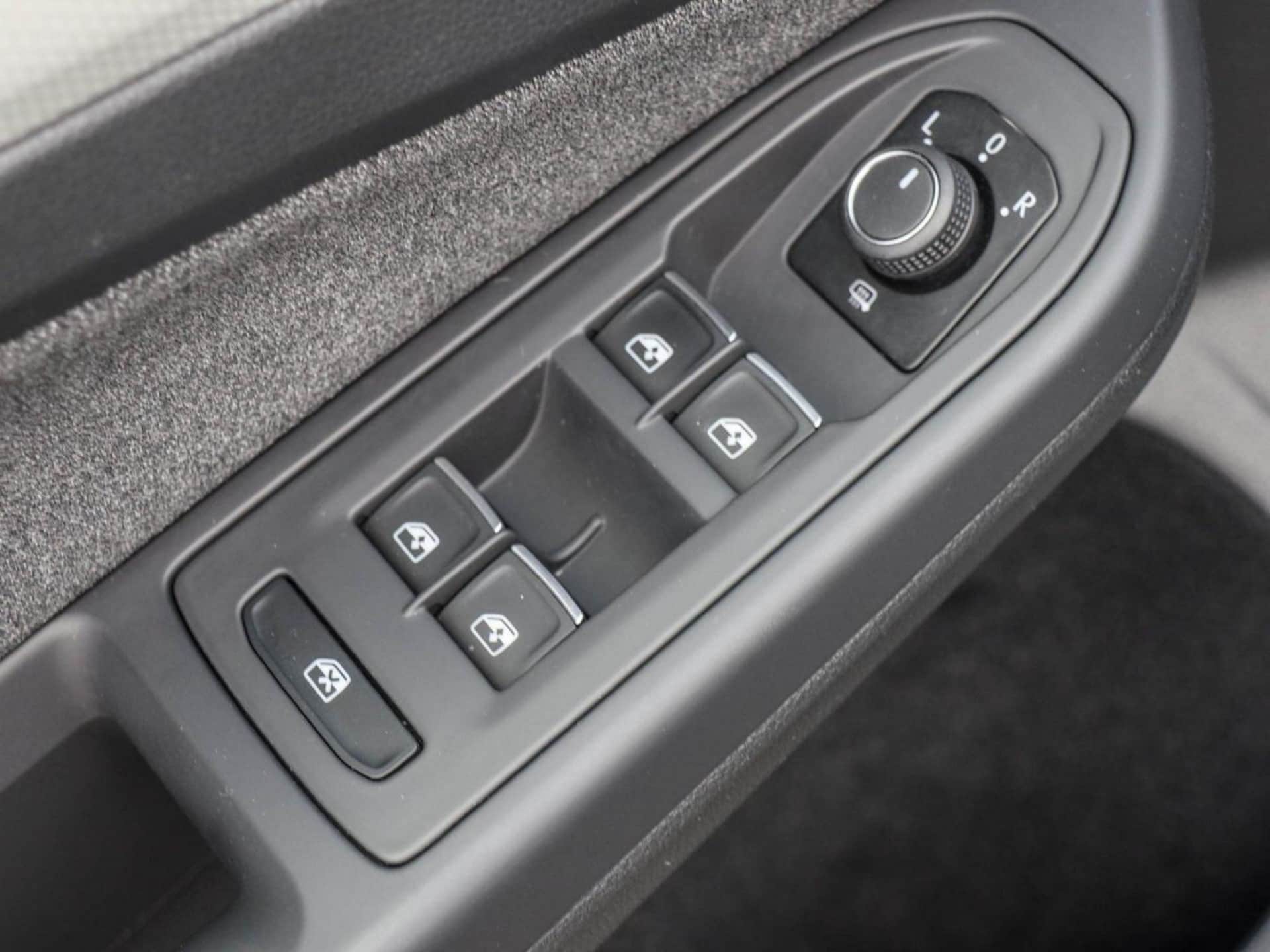 Volkswagen Golf MOVE