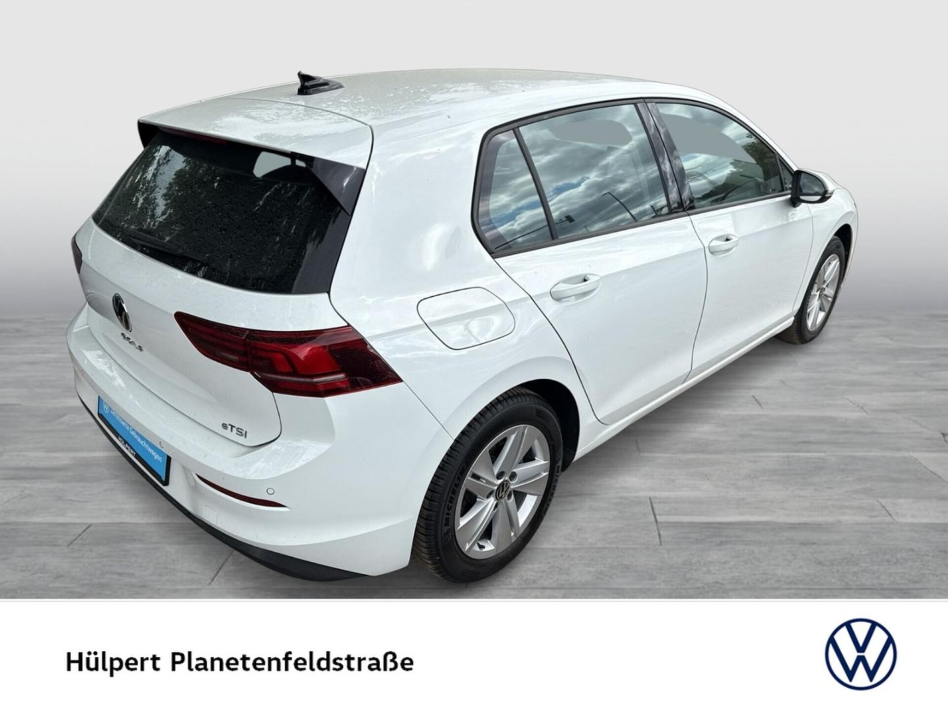 Volkswagen Golf Life