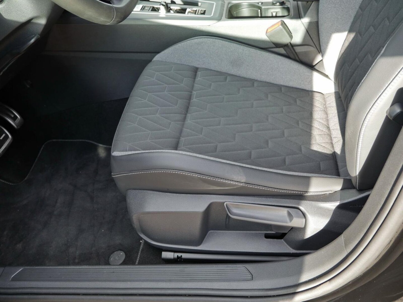 Volkswagen Golf Variant – Bild 22