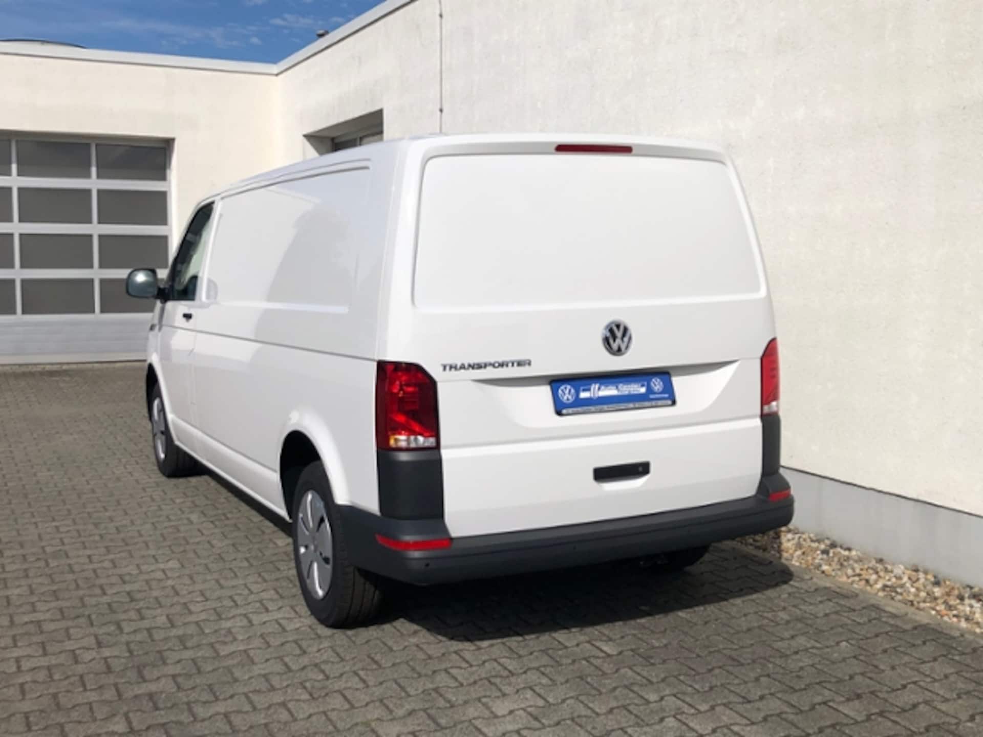 Volkswagen T6.1 Transporter Kasten langer Radstand