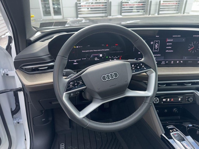 2025 Audi Q5 Premium - Photo 26