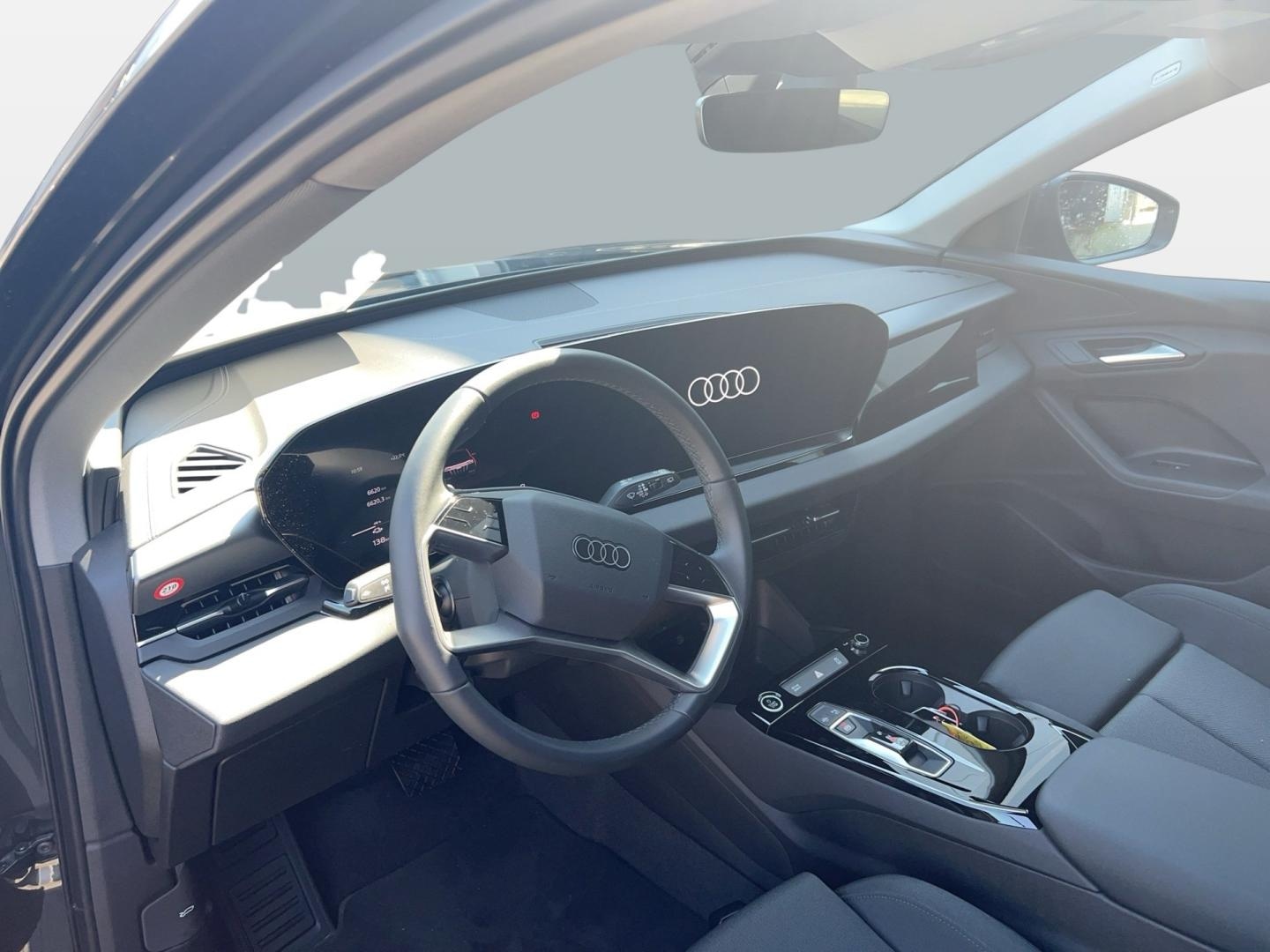 Bild über Audi Q6 SUV e-tron e-tron - für weitere Informationen kontaktieren Sie den Audi Partner