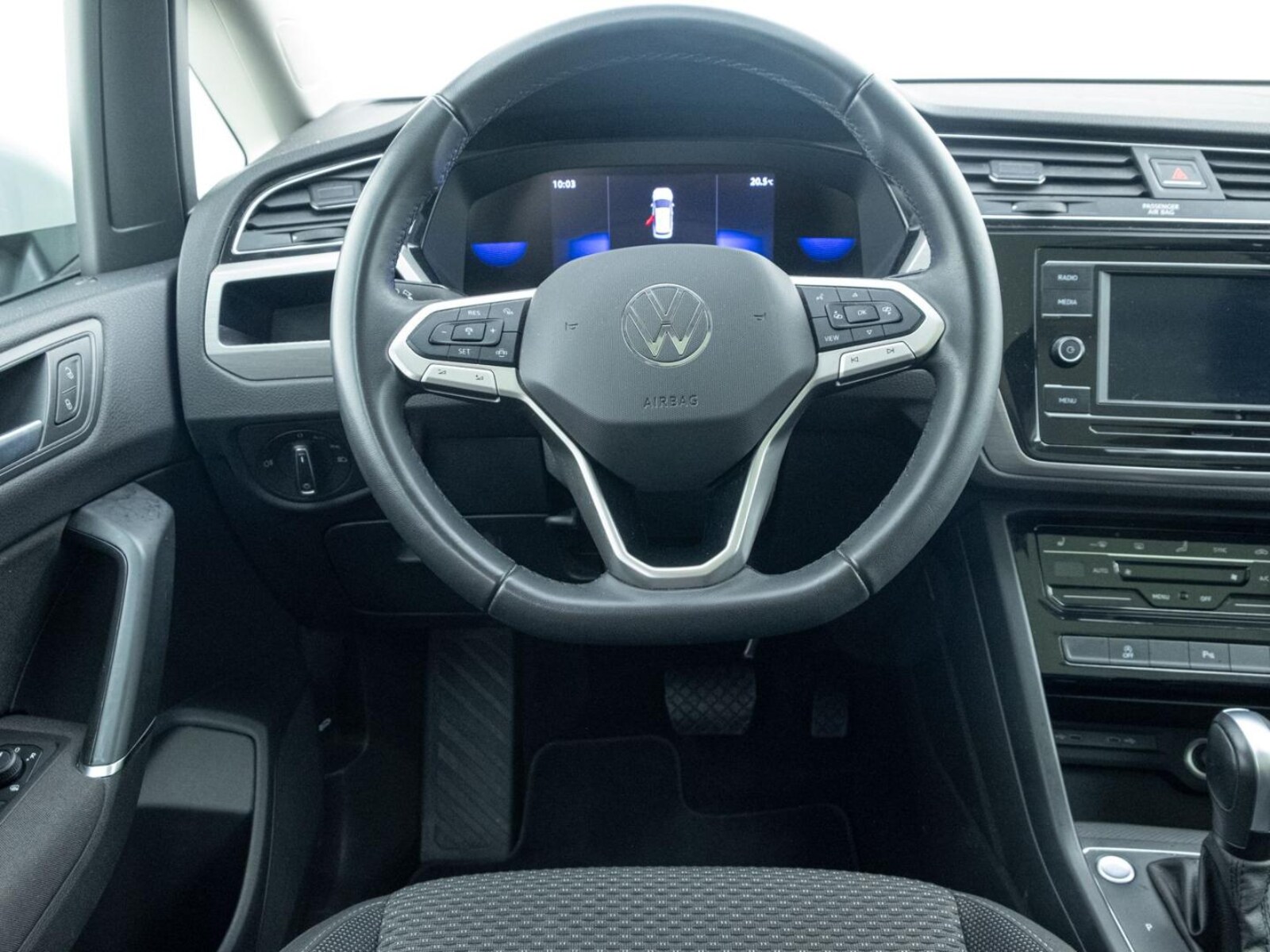 Volkswagen Touran – Bild 17