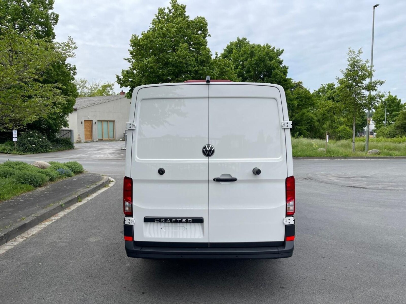 Volkswagen Crafter Kasten mittlerer Radstand – Bild 8