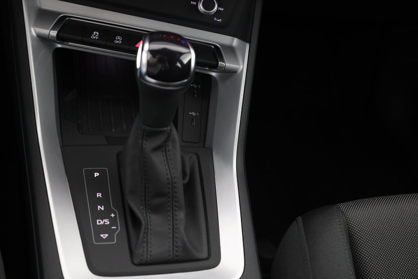 Bild über Audi Q3 advanced 35 TFSI S tronic - für weitere Informationen kontaktieren Sie den Audi Partner