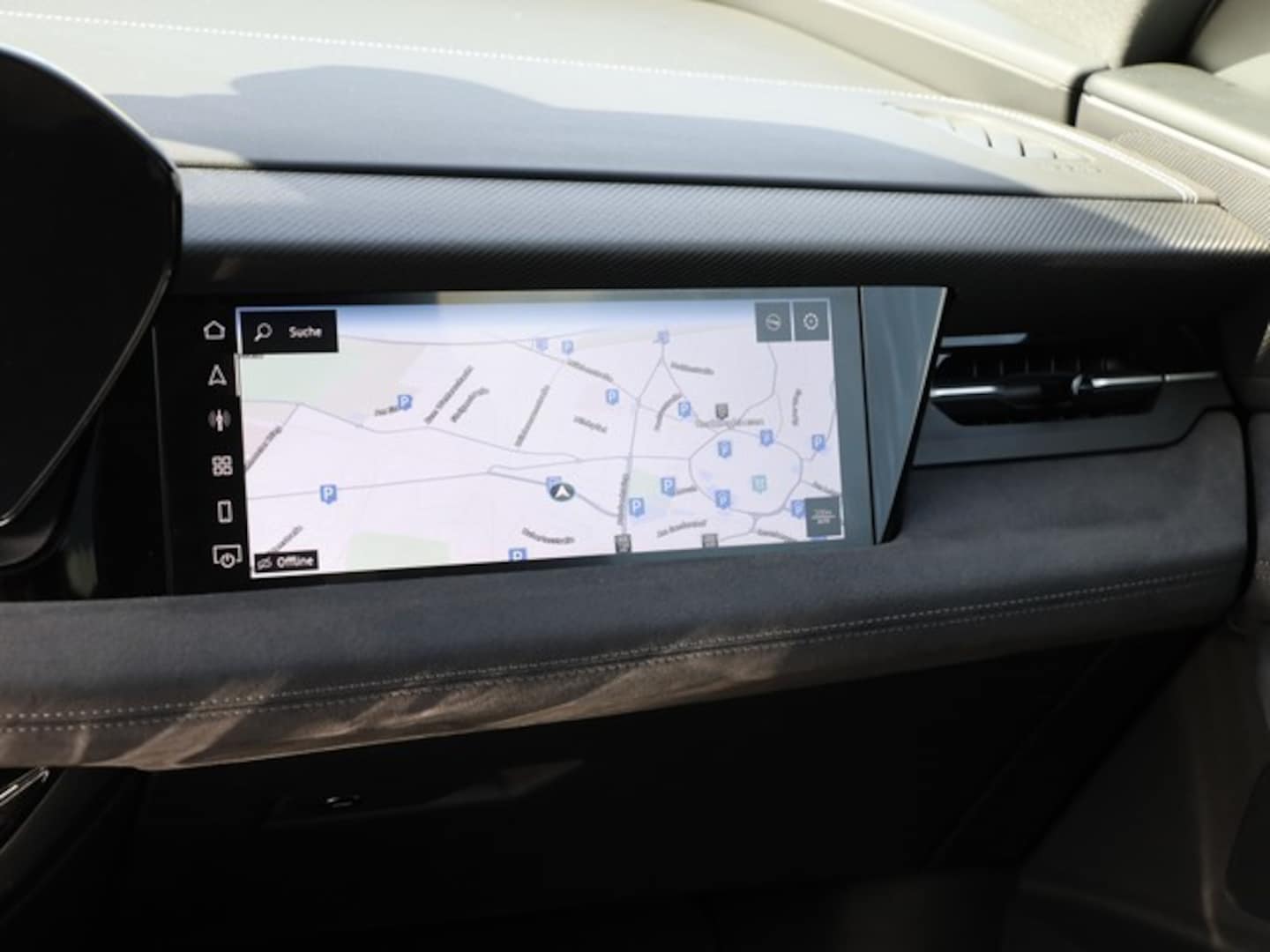 Bild über Audi SQ6 SUV e-tron e-tron quattro - für weitere Informationen kontaktieren Sie den Audi Partner