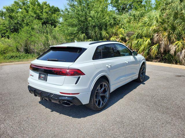 2026 Audi RS Q8 SUV performance