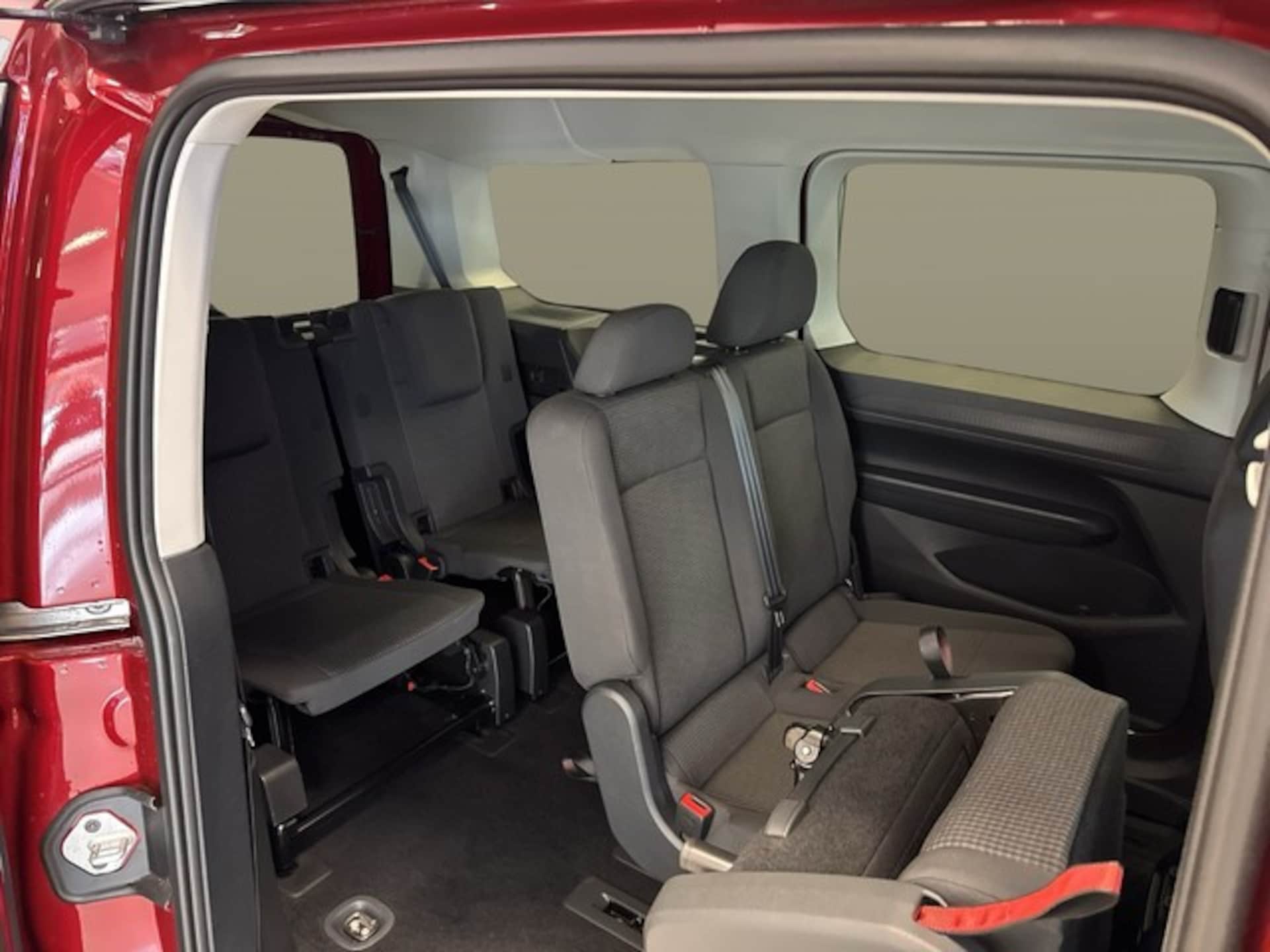Volkswagen Caddy Maxi Basis-Modell