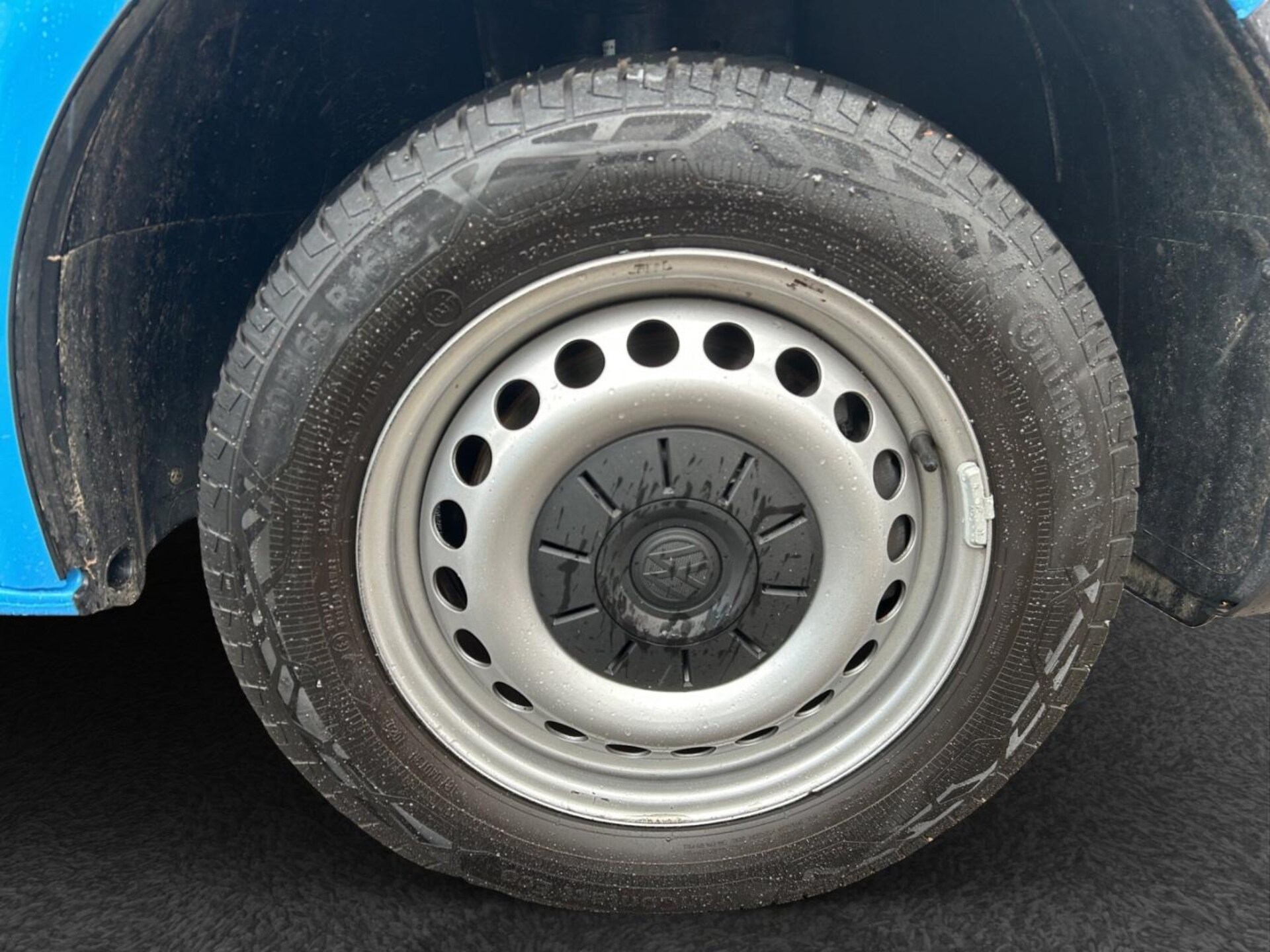Volkswagen T6.1 Transporter Kasten langer Radstand