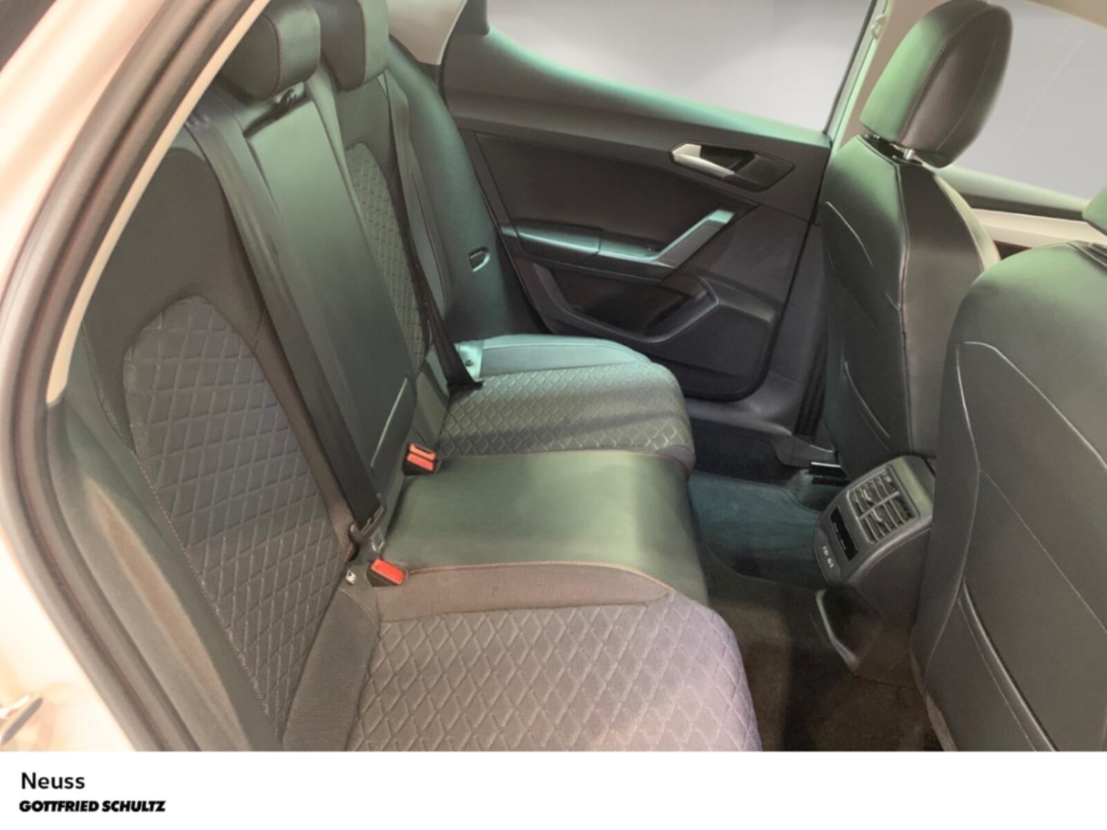 SEAT Leon – Bild 6