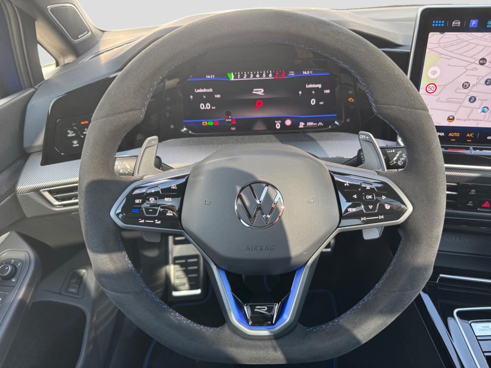 Volkswagen Golf Variant R