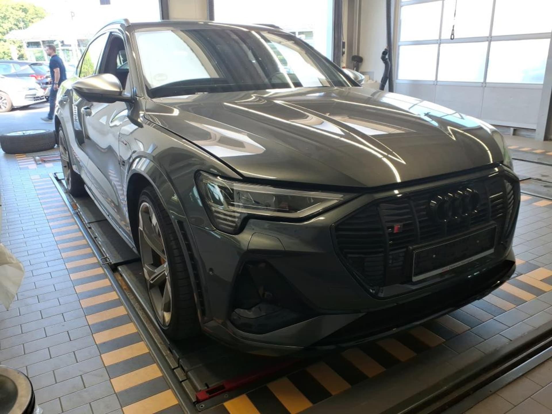 Audi e-tron S Sportback