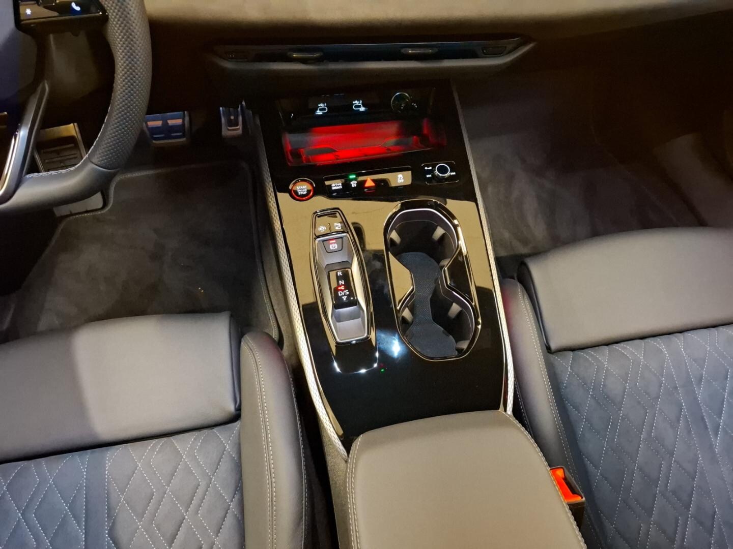 Bild über Audi A5 Avant e-hybrid e-hybrid quattro 270 kW S tronic - für weitere Informationen kontaktieren Sie den Audi Partner
