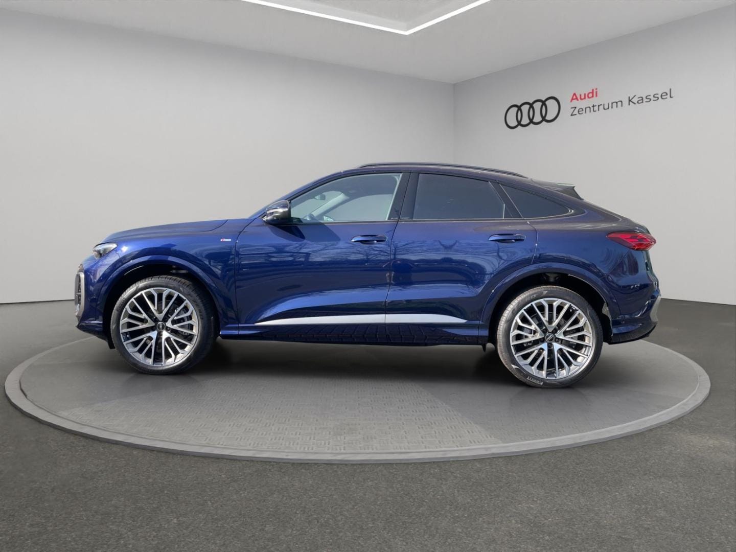 Bild über Audi Q5 Sportback TFSI quattro 150 kW S tronic - für weitere Informationen kontaktieren Sie den Audi Partner
