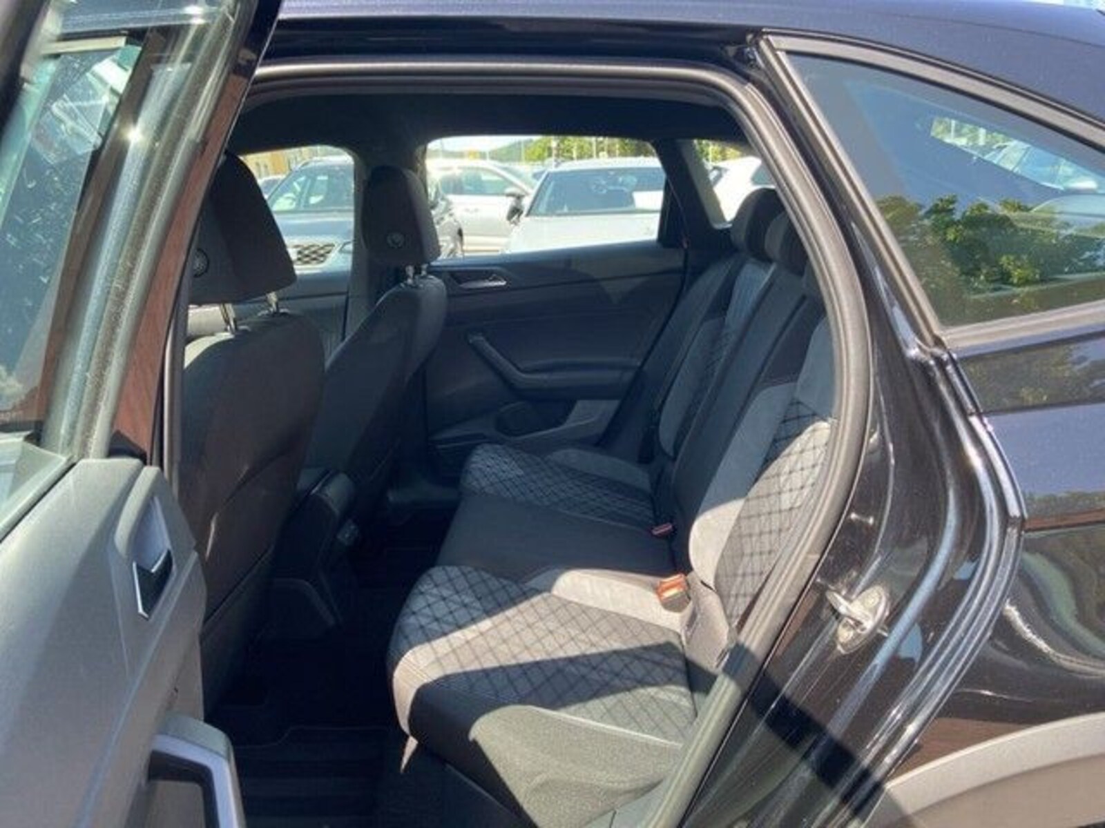Volkswagen Taigo – Bild 14