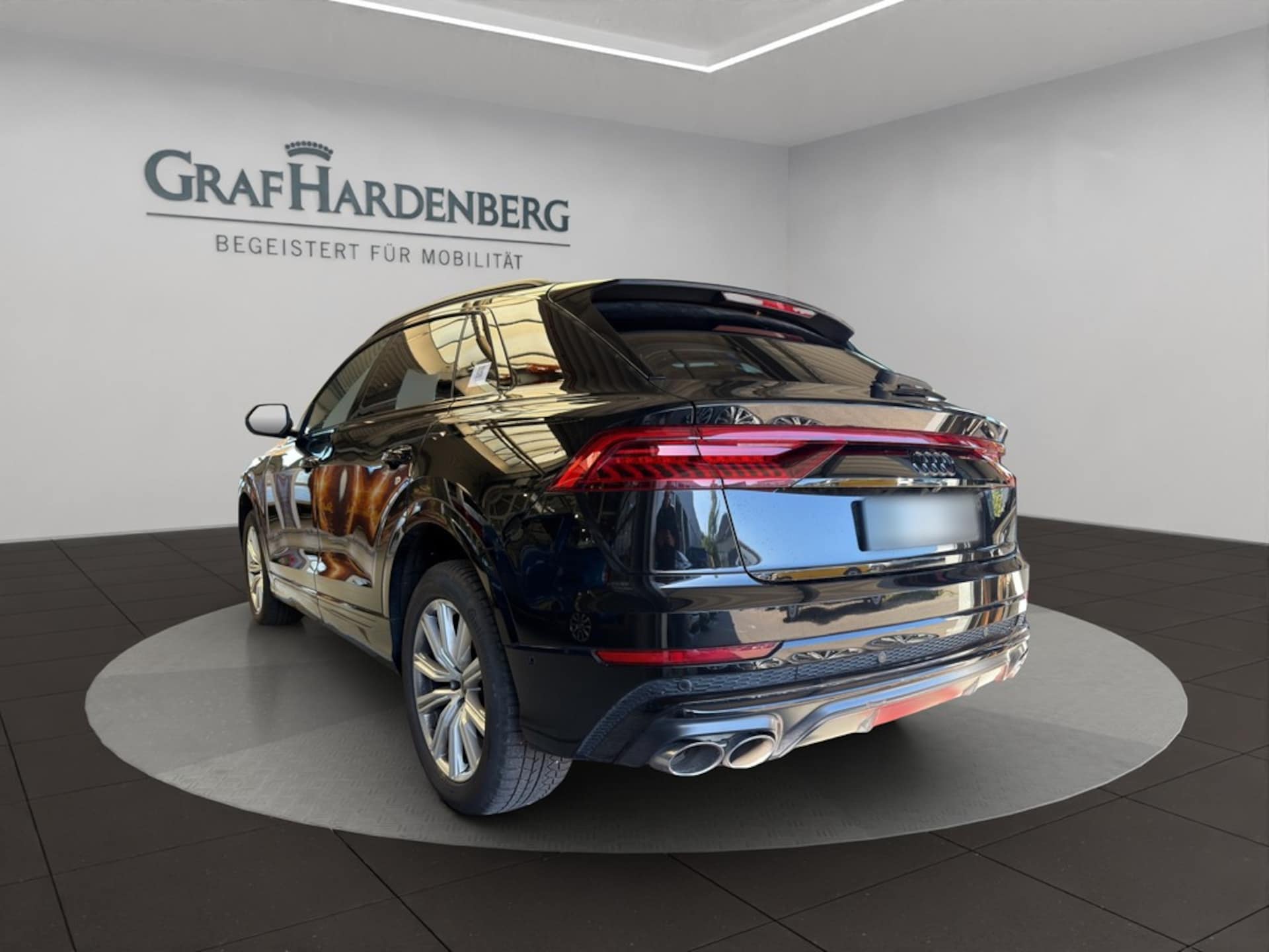 Audi SQ8 SUV
