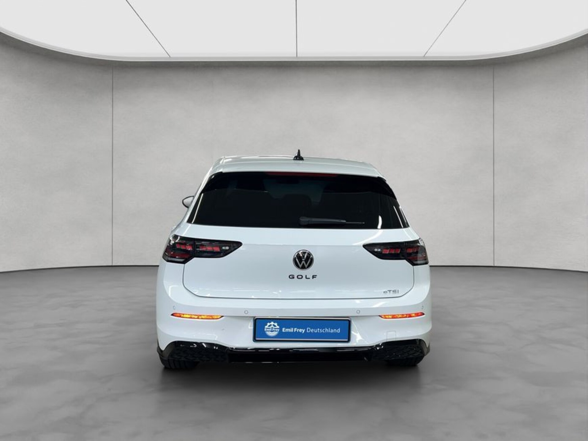 Volkswagen Golf R-Line