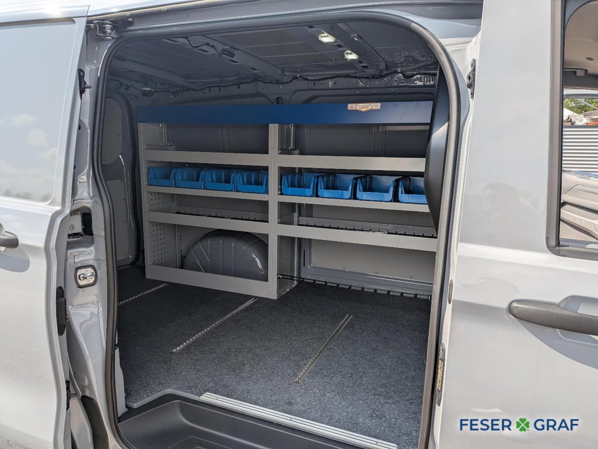 Volkswagen Transporter Kasten kurzer Radstand