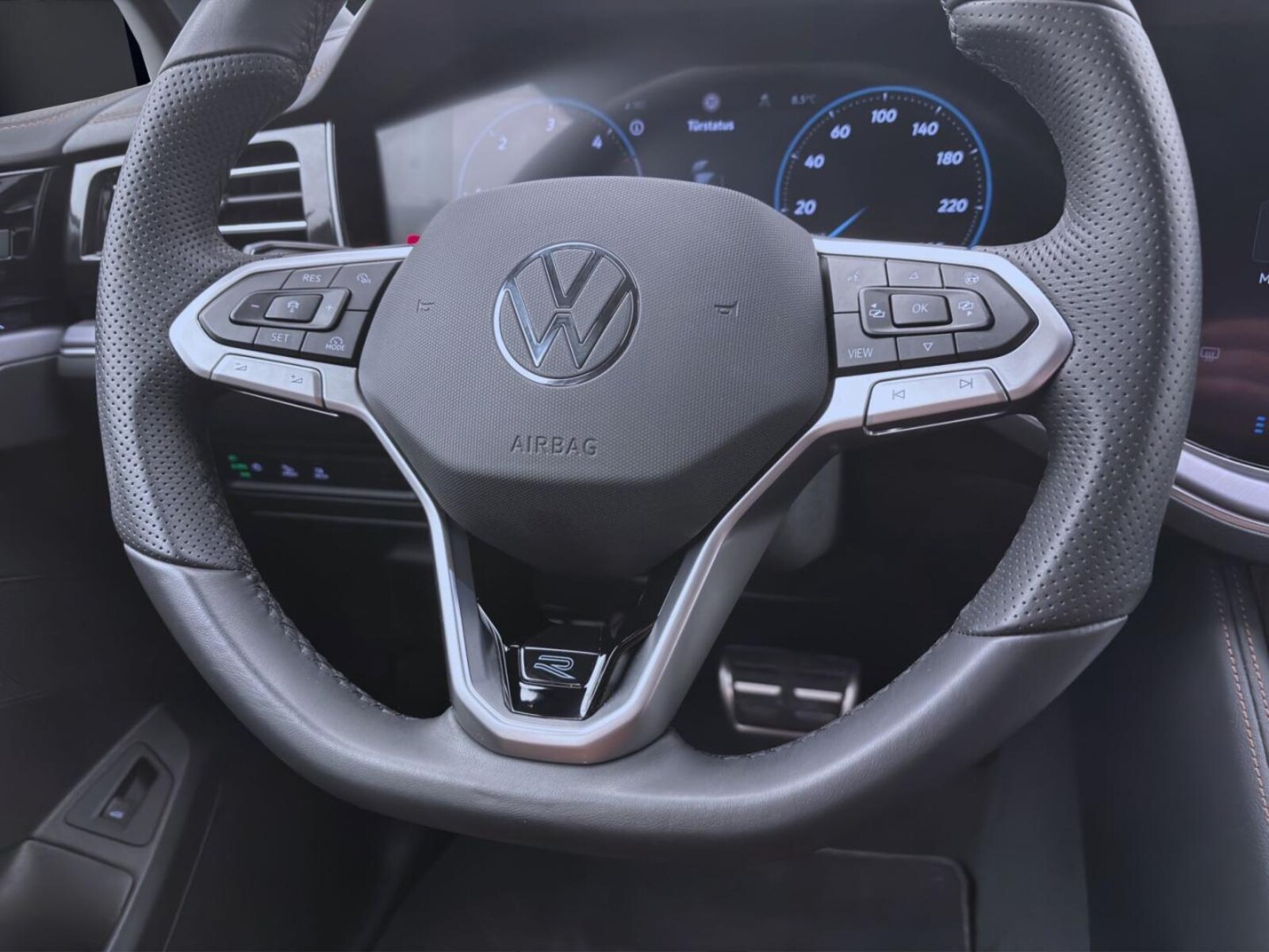 Volkswagen Touareg – Bild 13