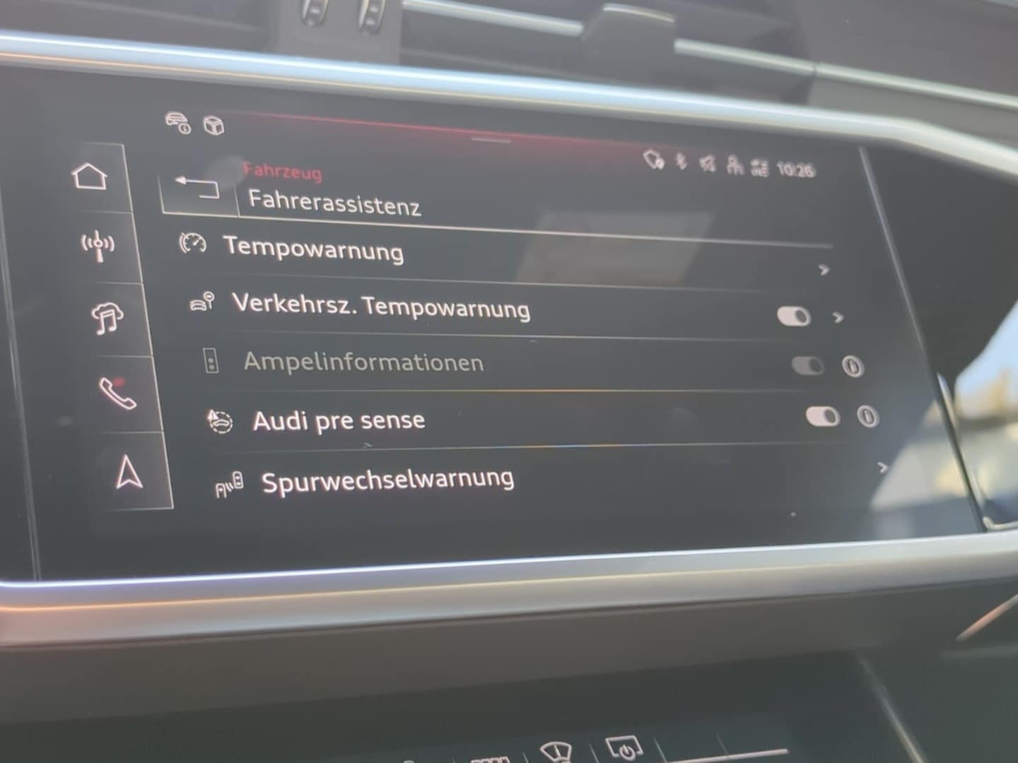 Bild über Audi S6 Avant TDI quattro tiptronic - für weitere Informationen kontaktieren Sie den Audi Partner