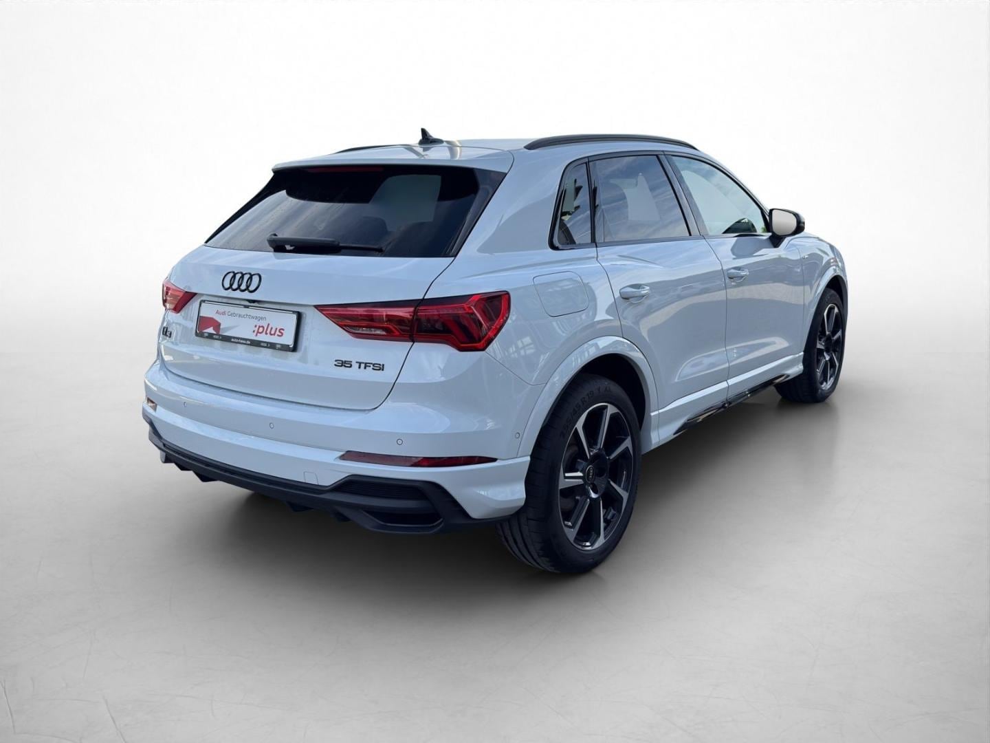 Bild über Audi Q3 S line 35 TFSI S tronic - für weitere Informationen kontaktieren Sie den Audi Partner