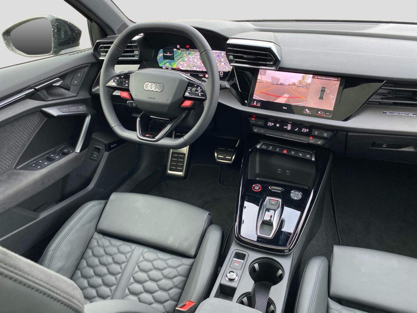 Bild über Audi RS 3 Limousine TFSI quattro 294 kW S tronic - für weitere Informationen kontaktieren Sie den Audi Partner